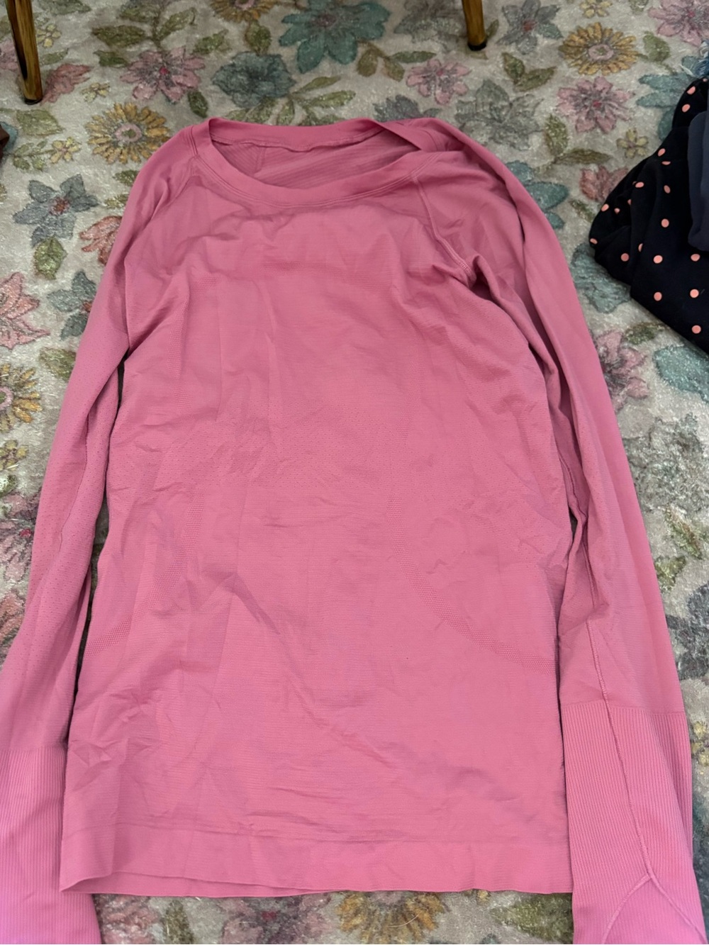 lululemon athletica dusty rose long sleeve crew top